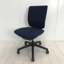 【フィット感の高い快適な座り心地！】■LION/ライオン事務機器　エルビス（LBIS）シリーズ　アームレスタイプ 　布張り　■ブルー