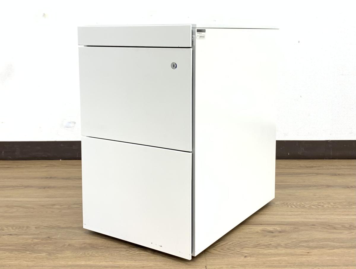 【平机・フリーアドレスデスクのお供に！】■イトーキ（ITOKI）製　インステートシリーズ　３段ワゴン　フリアド用　H645㎜　■シリンダー錠　■ホワイト
                        インステート
                                    中古
            