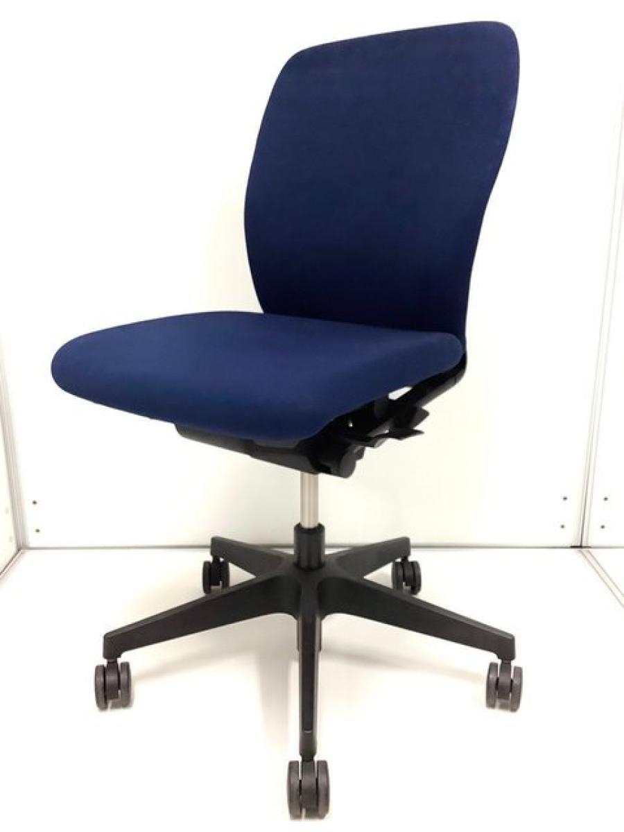 【イトーキ製】【フルゴチェア】【肘無しオフィスチェア】【肘なしローバック】【KS】
                        フルゴ
                                    中古
            