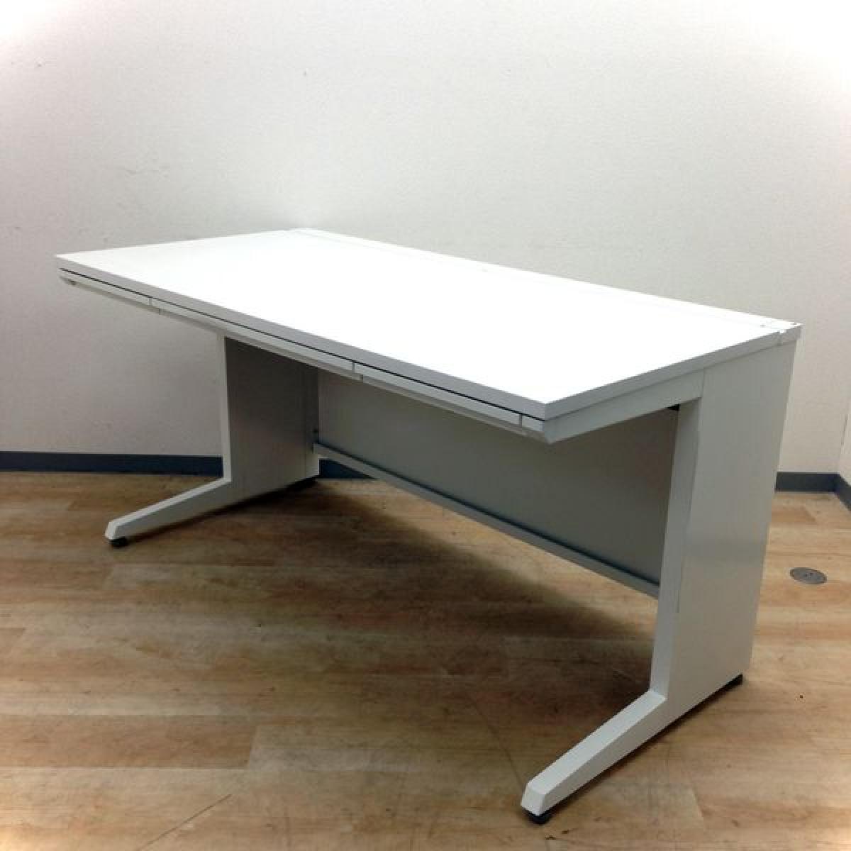 【大人気シリーズ！4台入荷！】オカムラ製・アドバンスシリーズの平机が入荷致しました！幅1400mmで広々使える！奥行800タイプ！【AD】
                        アドバンス
                                    中古
            