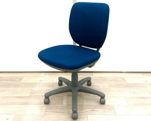 【中古】ヴィラージュチェア 8VC11A FVG7 オカムラ（okamura） 肘無ローバックチェア