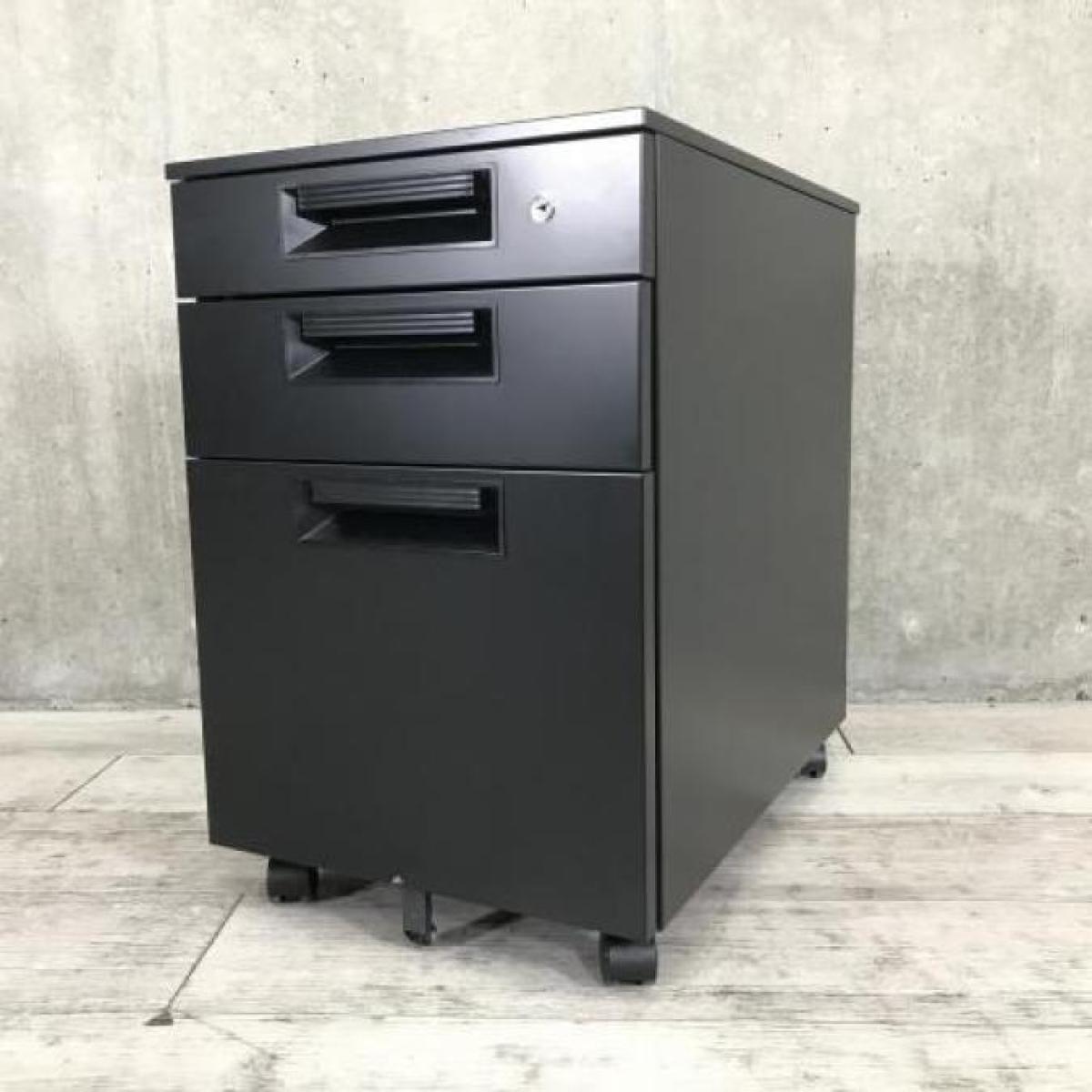 希少/おすすめ　プラス製　リード（LEED）シリーズ　■シリンダー錠　■色：ブラック
                        LEED
                                    中古
            