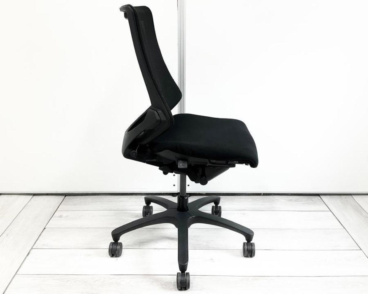 中古】エフメッシュ イトーキ/ITOKI 肘無ハイバックチェア 570685