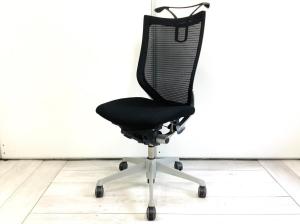 ■Okamura/オカムラ　■バロン　■ブラック（black）　■ハイバック　■背面/メッシュ　■コートハンガー付　■オススメ/大人気/定番商品【弊社使用欄：A01055126】