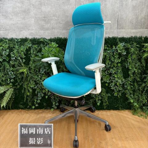 《在庫入替セール/㉕/8》《限定1脚》オカムラ製の人気オフィスチェア【シルフィーメッシュ/可動肘/ヘッドレスト付き/ブルーグリーン】が値下されました！