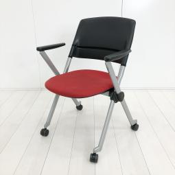 【水平にも垂直にもスタッキングできる！マルチスタッキングチェアー！】■ネスティングチェア　レッド【HU】【関東倉庫在庫品】【弊社使用欄：A01025704】