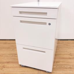 【スタンダードなデザインで使いやすい！】■イトーキ　シーゼットアールシリーズ　3段ワゴン　H680mmタイプ　ホワイト　■ファイル書類をしっかり収納！【インサイドワゴン】【ハイワゴン】【ITOKI　CZR】