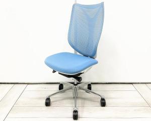 上質な座り心地のオフィスシーティング！メッシュで快適に！高いクッション性と前傾機能付きで長時間のデスクワークにもおすすめ！
■オカムラ/サブリナ (Sabrina)/アクアブルー　肘無ハイバック