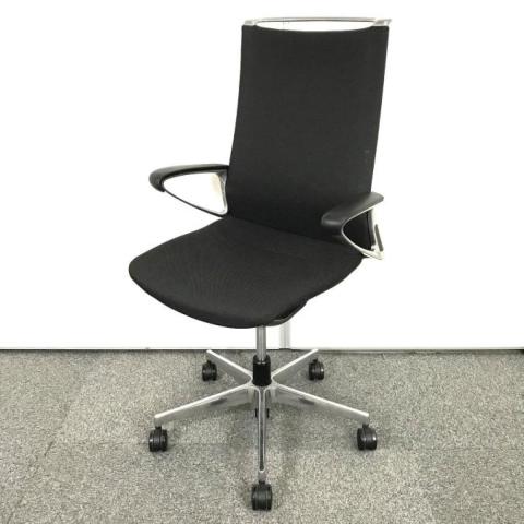 ビンテージ古家具◾️okamura 岡村 折り畳みチェア 椅子 インダストリアル オカムラ（okamura） モード(mode) 一覧 - 中古オフィス家具なら