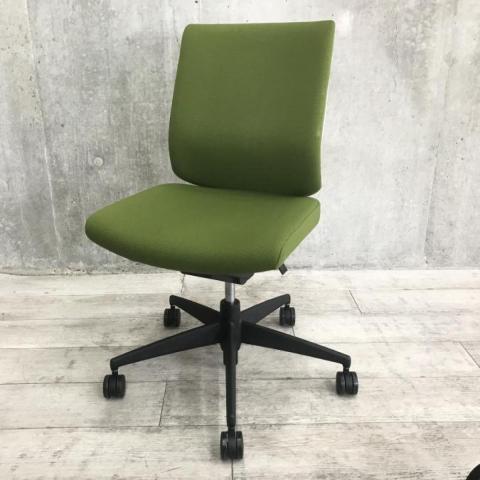 ■コクヨ(KOKUYO)製　■ウィザード2(wizard2)チェア　■肘無　■ハイバック　■クッションタイプ　■ランバーサポート付き　■オリーブグリーン×ホワイトシェル【弊社使用欄：A01041746】