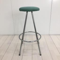 【在庫入替えセール！】【カウンターやリフレッシュスペースにピッタリ！】■コクヨ(KOKUYO)製　イートイン(EAT IN)シリーズ　カウンターチェア　■足掛け付　■グリーン