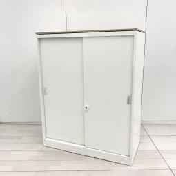 【両開扉&天板付き仕様！A4ファイル3段収納可能！】■オカムラ(okamura)製　レクトライン　両開きローキャビネット ■W900/D450/H1100mm　■シリンダー鍵　■ホワイト