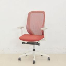 【4脚入荷!!】オカムラ社シルフィーチェア レッドが入荷!中古 高級チェア 前傾姿勢 メッシュチェア ハイバックチェア オフィスチェア テレワーク用 アジャストアーム