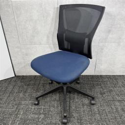 中古】サリダ（salida）チェア イトーキ/ITOKI 肘付ローバックチェア