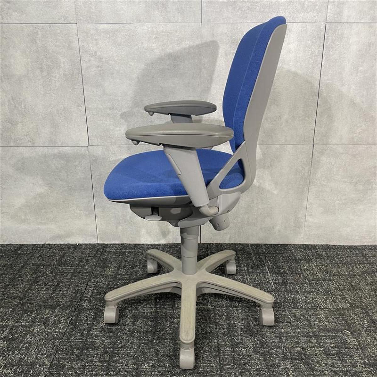 中古】プレーゴチェア イトーキ/ITOKI 肘付ハイバックチェア 571290