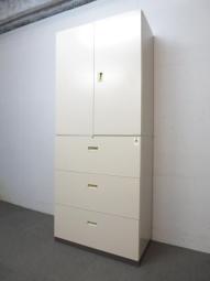 ★コクヨ製　ビジネスウォールN　ニューグレー　W900xD450xH2150サイズ　シリンダー　壁面にスッキリ収納！　コンビ書庫　ハイキャビネット　上下書庫セット　両開き+3段ラテラル書庫！！