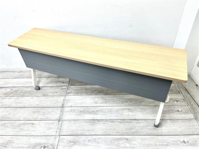【中古】フラプター  オカムラ（okamura） スタックテーブル(長机/折りたたみ/会議用)