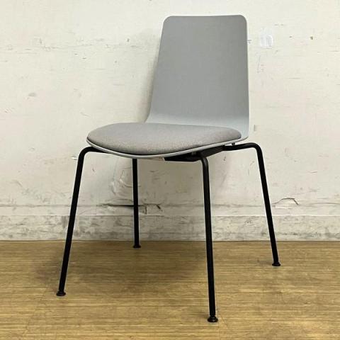 【2023年製】コクヨ　ミケット　スタッキングチェア・ダイニングチェア　座パッド付　4本脚　オフィスのカフェ化やリフレッシュスペースに最適【ABW】