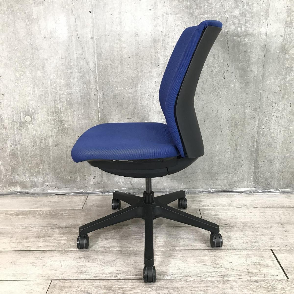 中古】オムネス C535ZR FEA4 オカムラ/okamura 肘無ローバックチェア