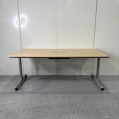 【中古】インターアクト MT 81D4TD MP67 オカムラ（okamura） ミーティングテーブル（会議机）