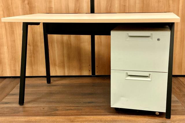 【中古】その他シリーズ  コクヨ（KOKUYO） 片袖机