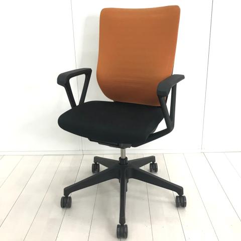 【中古】エピオスチェア KE-416GB-T1T1D3 イトーキ（ITOKI） 肘付ハイバックチェア