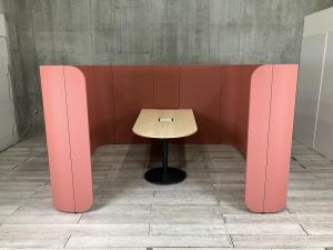 【集中しやすいセミクローズスペース！作業に最適な空間を生み出します】■ITOKI（イトーキ）　ADDSITE（アドサイト）　四方パネルタイプ　フォーカスブース　■W1850×D1250×H1570mm　■ピンク【ABW商材】【関東倉庫在庫品】【弊社使用欄：A01056068】
