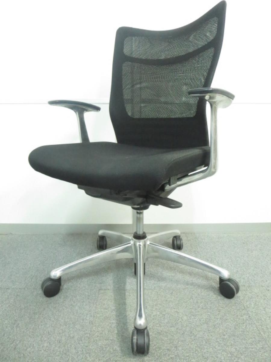 【人間工学に基づいた快適な座り心地！】■オカムラ　フィーゴメッシュチェア　肘付　ブラック　■背中全体を優しくサポート！
                        フィーゴチェア
                                    中古
            