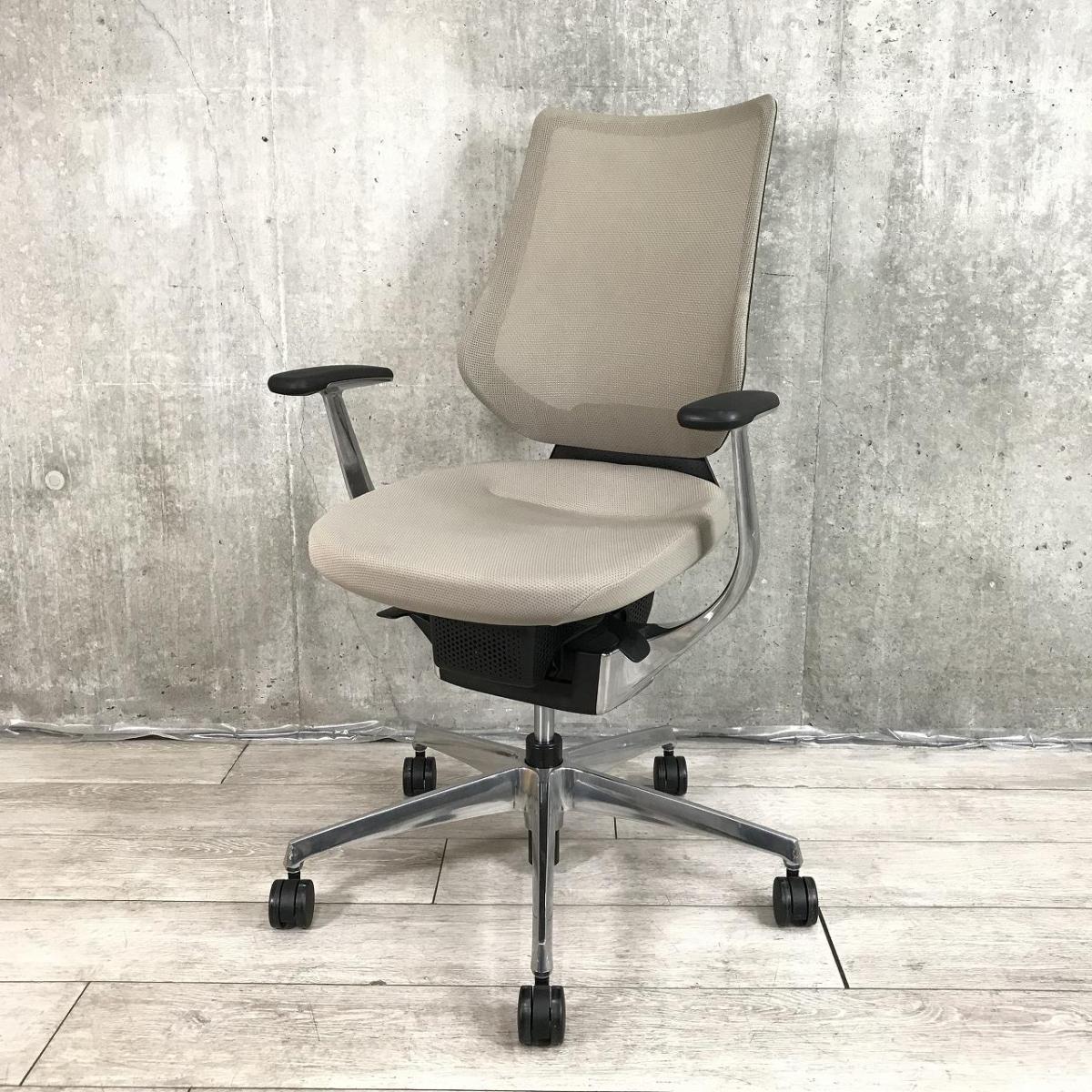 【★バランスボールの上に着座しているかのような感覚を味わえます★】◆コクヨ　イング　ing　ベージュ　中古家具　九州最大級《オフィスバスターズ福岡博多店は、福岡を拠点として、日本全国へ中古オフィス用品・オフィス家具を提供しております》
                        イング バーチカル アルミ
                                    中古
            