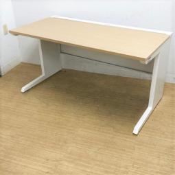 【在庫探しいたします！/予約依頼商品】イトーキ製　平机　CZRシリーズ！　引き出し無し　幅1200㎜　奥行700㎜　木目色　イトーキ　ITOKI　CZR　＊福岡市で中古オフィス家具をお探しなら、オフィスバスターズ福岡南店へ！ 福岡市南区を拠点に、デスク・チェア・書庫・複合機など中古オフィス家具を一式ご提供。福岡市内のオフィス移転や起業、レイアウト変更もワンストップでサポートします。＊