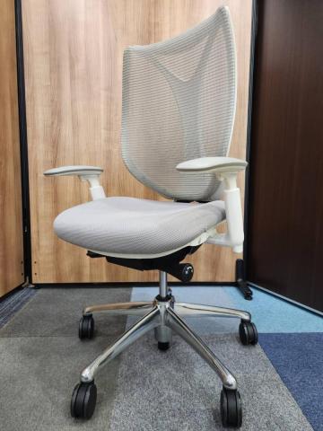 【中古】サブリナ C854BW FSZ3 オカムラ（okamura） 肘付ハイバックチェア