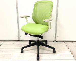 【脚部カスタム品】【肘有（固定肘・デザインアーム/コートハンガー無】ワークチェア アームレストあり ホワイトボディ オススメ(おすすめ) 大人気 ・Okamura/オカムラ ・Sylphy/シルフィー ※横浜本店撮影画像※