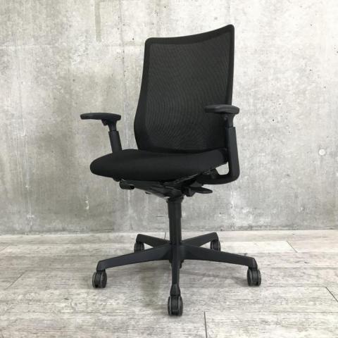 ■オカムラ(okamura)製 ■フルーエント(Fluent)■チェアハイバック ■可動肘 ■背面メッシュ ■ブラック ■オススメ/大人気/定番商品【弊社使用欄:A01055991】