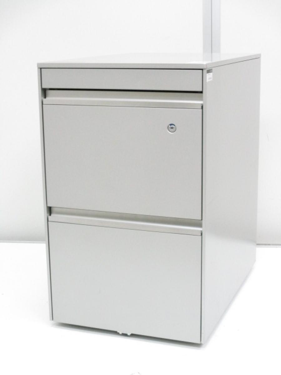 【スタイリッシュなデザインで使いやすい！】■イトーキ　インクルードシリーズ　3段ワゴン　シルバー　※キズ・小ヘコミ・部分的な塗装剝がれありのためお安く！【ハイワゴン】【ITOKI　IncLude】
                        インクルード
                                    中古
            