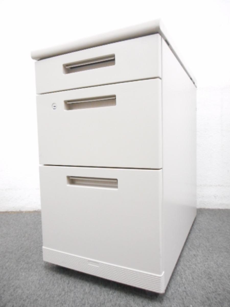 【デスク横に置いて収納と作業スペースを同時に確保！】■コクヨ　エムエックスシリーズ　脇机3段【デスクサイドキャビネット】【引出し収納】
                        MX+
                                    中古
            