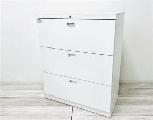 【定価約15万円】【レアな奥行400㎜サイズ!収納力抜群な3段ラテラル書庫!】■クロガネ/ピュアスペース ■ホワイト ■シリンダー錠