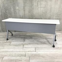 ◆オカムラ/フラプター　サイドスタックテーブル　ホワイト　W1800ｍｍ　Ｄ400　最大3人席まで利用可能（推奨2名）