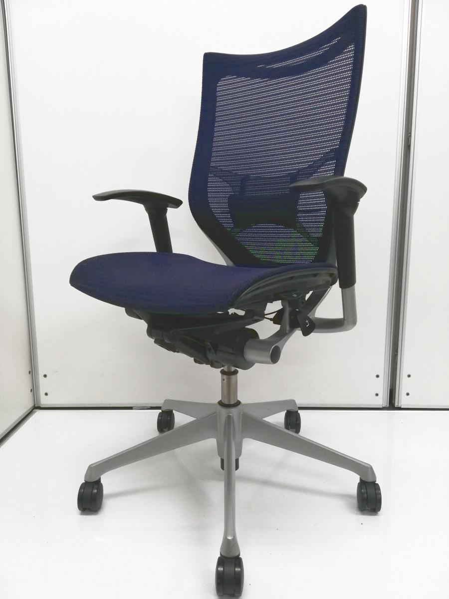 【関西倉庫在庫品】■オカムラ/バロン　肘付ハイバック　■ダークブルー×ブラックフレーム　■可動肘　■背面メッシュ　■座面メッシュ　■ランバーサポート付【オフィスチェアの女王！　座り心地抜群の大人気チェア！】
                        バロンチェア
                                    中古
            