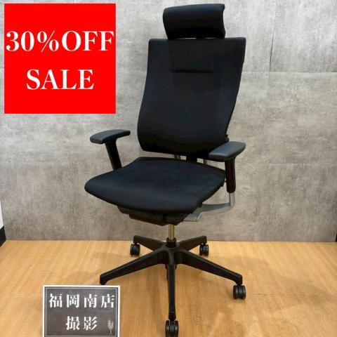 《在庫入替セール/㉕/8》《限定1脚》イトーキ製のオフィスチェア【スピーナチェア/可動肘/ヘッドレスト付き/ブラック】が値下されました！ #ヘッドレスト付き　#高級チェア　#ゲーミングチェア　#格安