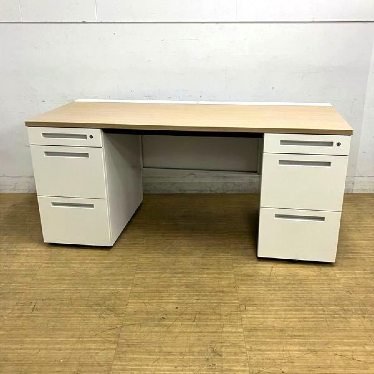 【在庫入替セール】イトーキ　CZR　両袖机　W1600のゆったり使える仕様　ナチュラル天板　鍵付き（シリンダー錠）　片側でA4×2段＋ペントレー引出し　センター引出もついて大容量【愛知・名古屋・豊田・静岡・浜松】
                        CZRデスク
                                    中古
            