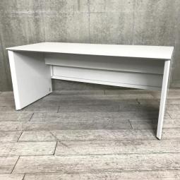 【機能的で快適なワーク空間！ワークスペースも足元も広々！】■内田洋行（UCHIDA）製　アルセナ（Arcena）シリーズ　■パネル脚タイプ　■幅1600㎜　■ホワイト【2601】弊社使用欄【A01057158】