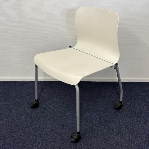 コクヨ（KOKUYO） スタッキングチェア 一覧 - 中古オフィス家具なら