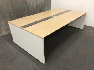 【関西倉庫入荷】■内田洋行/アルプレス　フリーアドレスデスク　幅2400㎜×奥行1400mm　■天板ナチュラル×脚ホワイト【4名での利用に最適なサイズ！】