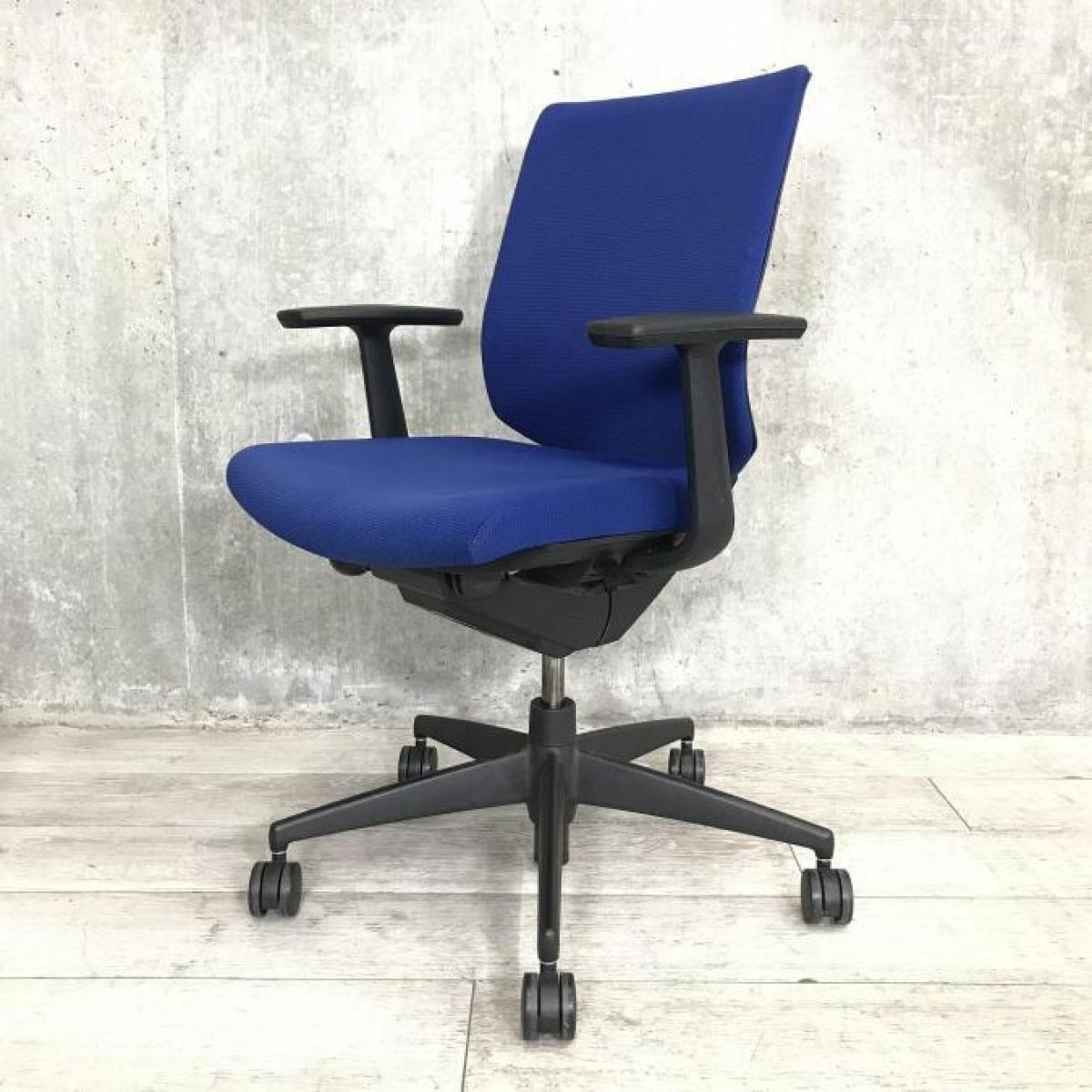 【ロット入荷】コクヨ　ウィザード1　ローバックモデル　固定肘付き　クロス：ブルー　フレーム：ブラック　※使用感あり・ヘタリやヨレあるためお安く
                        ウィザードチェア
                                    中古
            