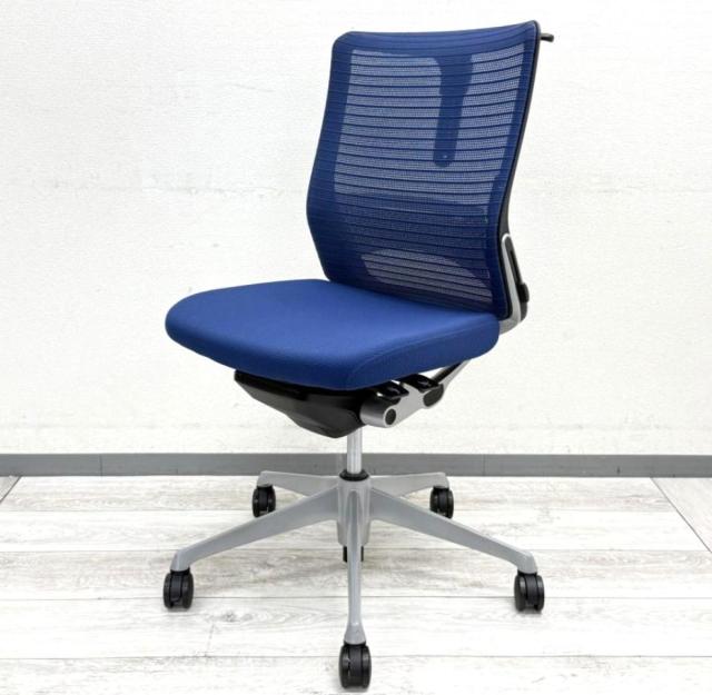 【中古】コーラルメッシュ  オカムラ（okamura） 肘無ミドルバックチェア