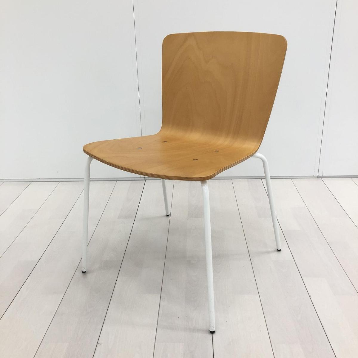 【希少品あと3脚】【待合室やリフレッシュスペースにおすすめ！多目的チェア！】 ■オカムラ（okamura）製　ライブス（Lives） チェア　スタッキングチェア　■木目ナチュラル【2601】弊社使用欄【A01056768】
                        ライブス
                                    中古
            