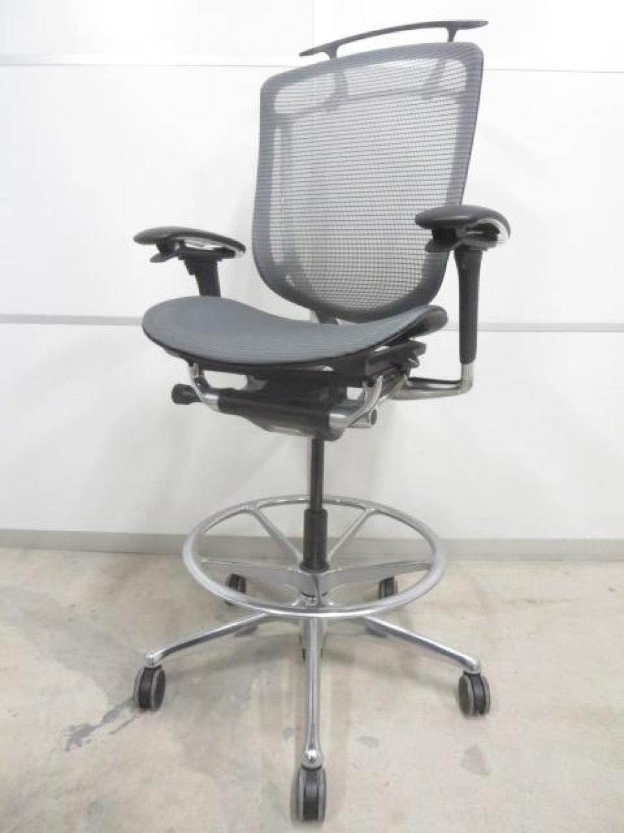 【最上位クラスの上質なハイチェア登場！】■オカムラ　コンテッサセコンダ　ハイチェア　可動肘付　座面メッシュ　ハンガー付　足掛けリング付　■昇降デスクやハイテーブルでのご利用にオススメ！【Contessa seconda】★
                        コンテッサ セコンダ
                                    中古
            