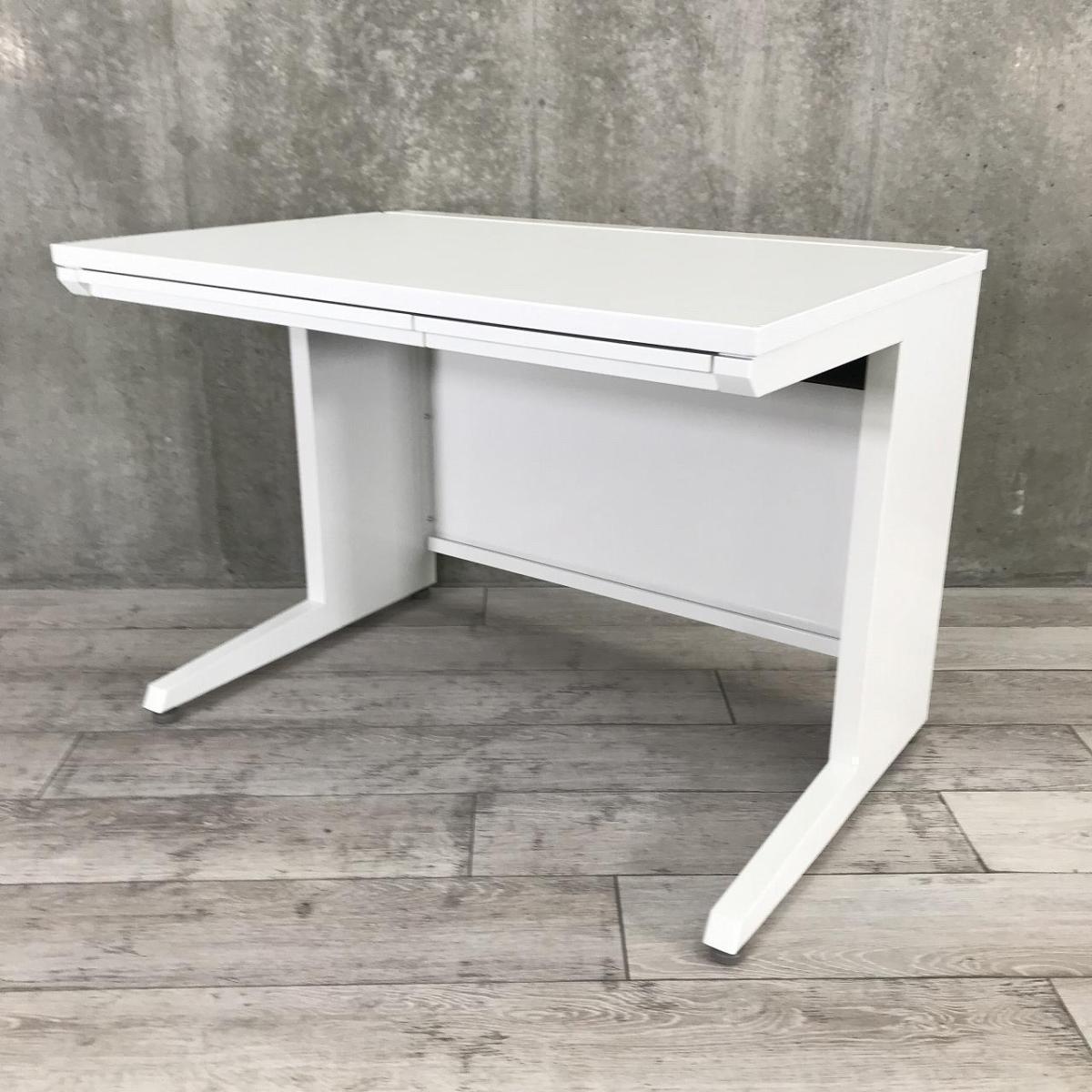 【在庫入替セール品】今や希少/おすすめ/大人気　■オカムラ(okamura)製　アドバンス(ADVANCE)シリーズ　平机　引き出し付　W1000×D700㎜　■ネオホワイト
                        アドバンス
                                    中古
            