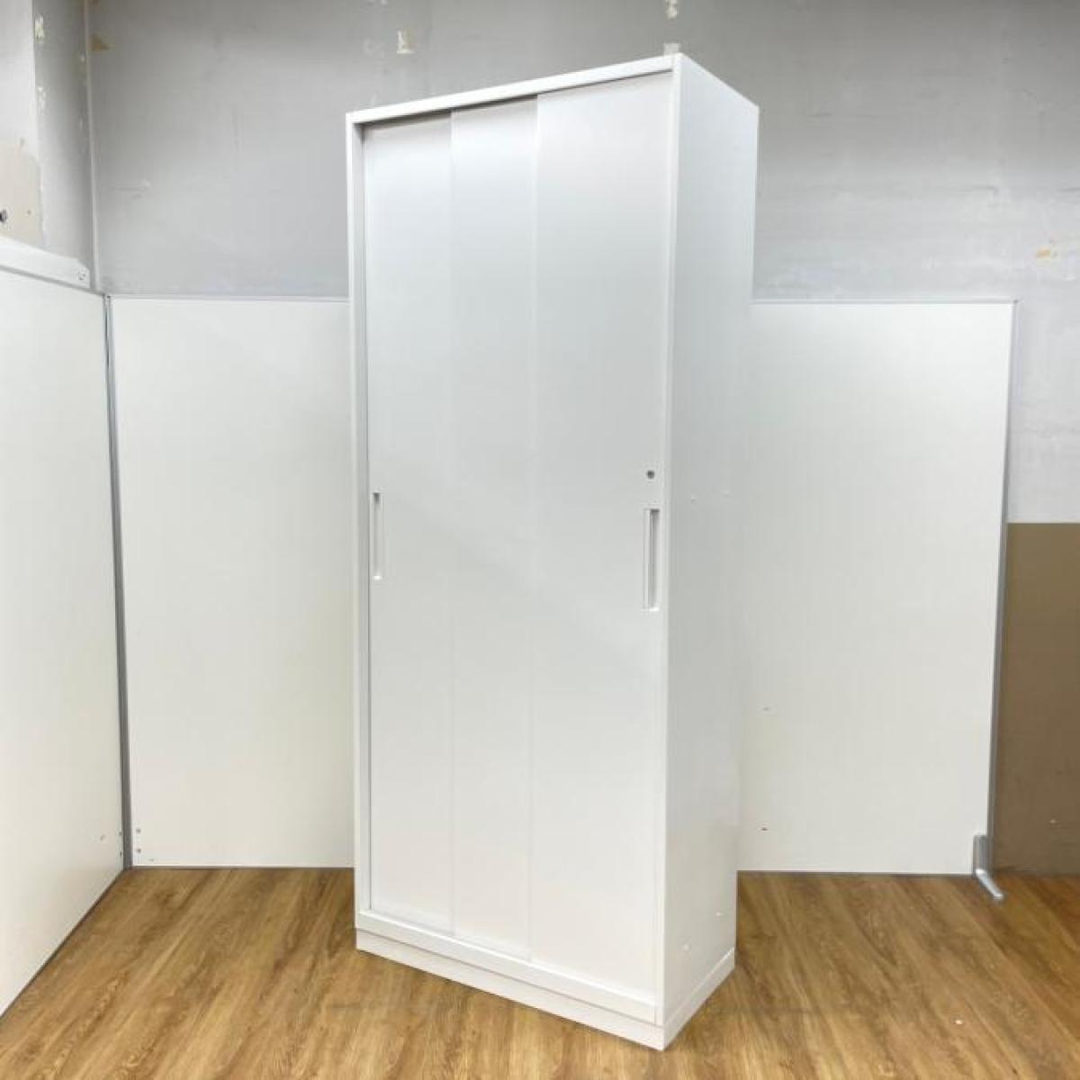 【超レア！！】■UCHIDA/内田洋行　■HSシリーズ　■ホワイト/white　■中央の書類も取りやすい！　3枚引違い書庫　■オススメ/大人気/定番商品　【弊社使用欄：A90800113】
                        HSシリーズ
                                    中古
            