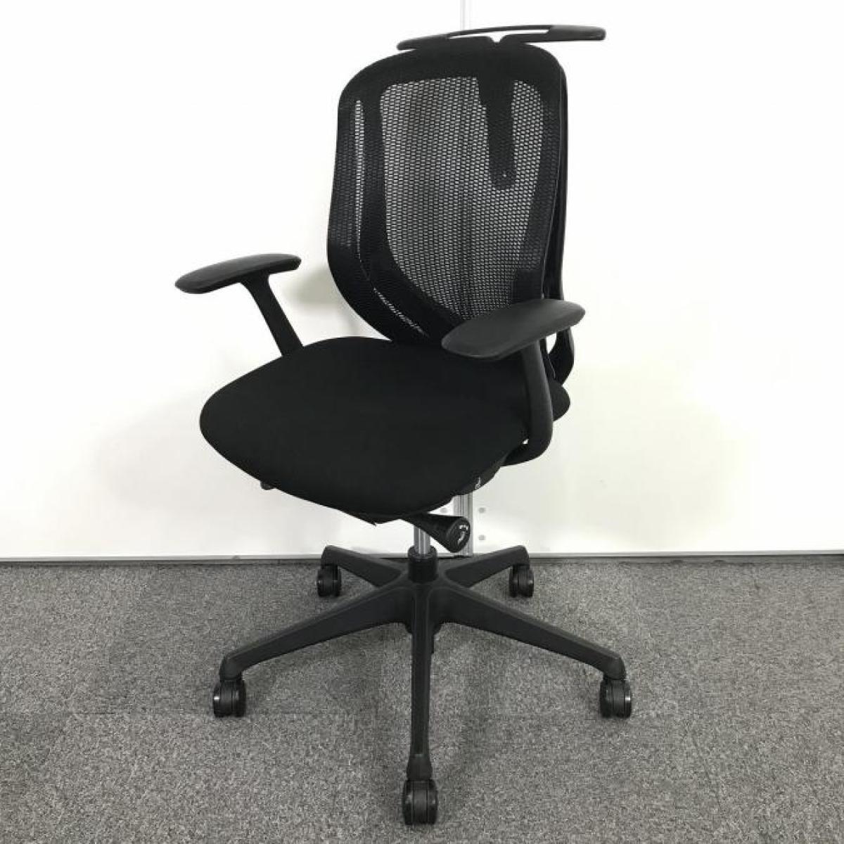 ■オカムラ(okamura)製　■シルフィ(Sylphy)チェア　■ブラック（black）　■肘付き/固定肘　■ハンガー付き　■背面/メッシュ　■樹脂脚　■ローバック　■オススメ/大人気/定番商品　【弊社使用欄：A01055198】
                        シルフィーメッシュ
                                    中古
            